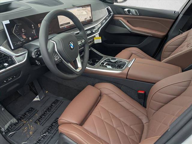 Used 2026 BMW X5 xDrive40i w/ Premium Package AWD/4WD image 3