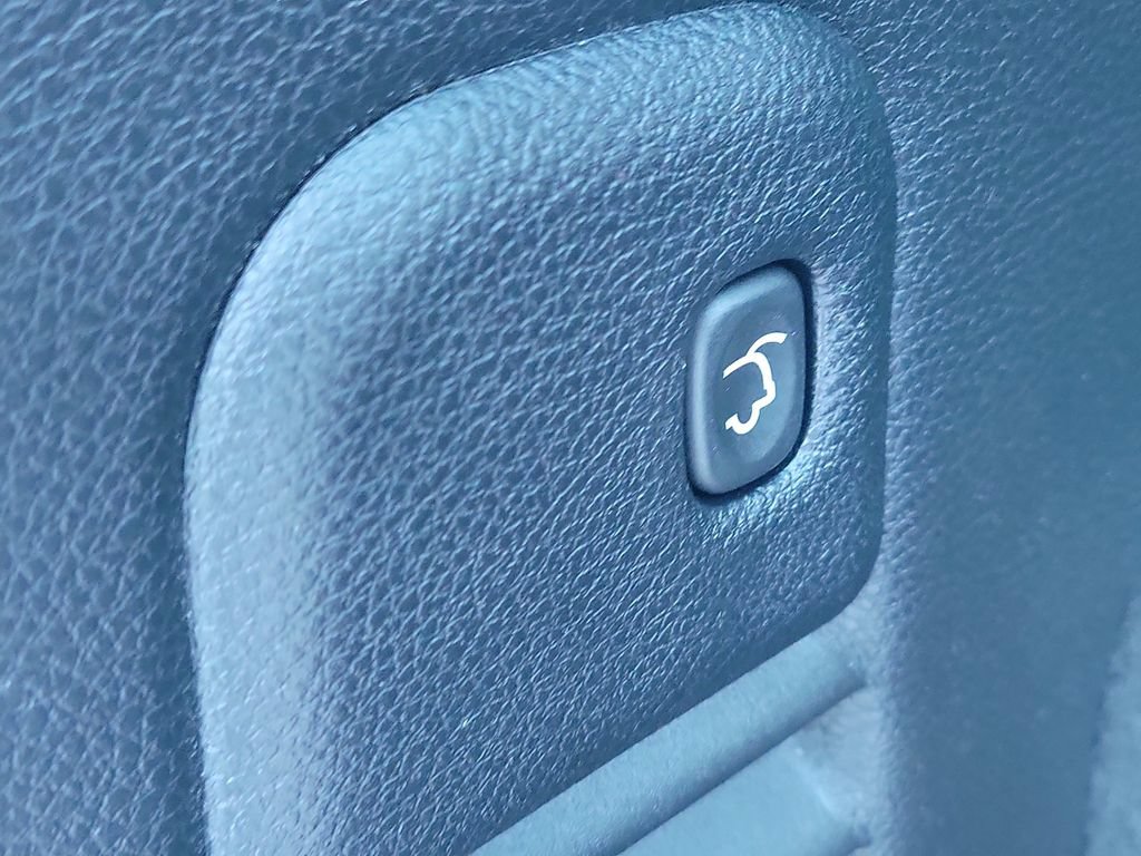 Used 2021 Jeep Grand Cherokee SRT AWD/4WD image 12