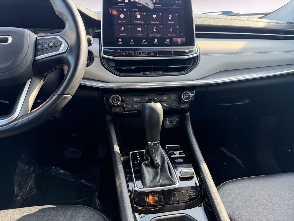 Used 2022 Jeep Compass Limited w/ Sun and Sound Group image 11