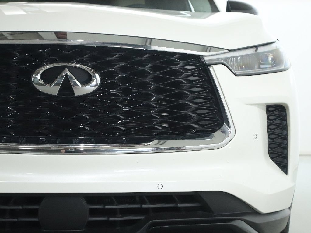 Used 2023 INFINITI QX60 Luxe w/ Performance Audio Package AWD/4WD image 52