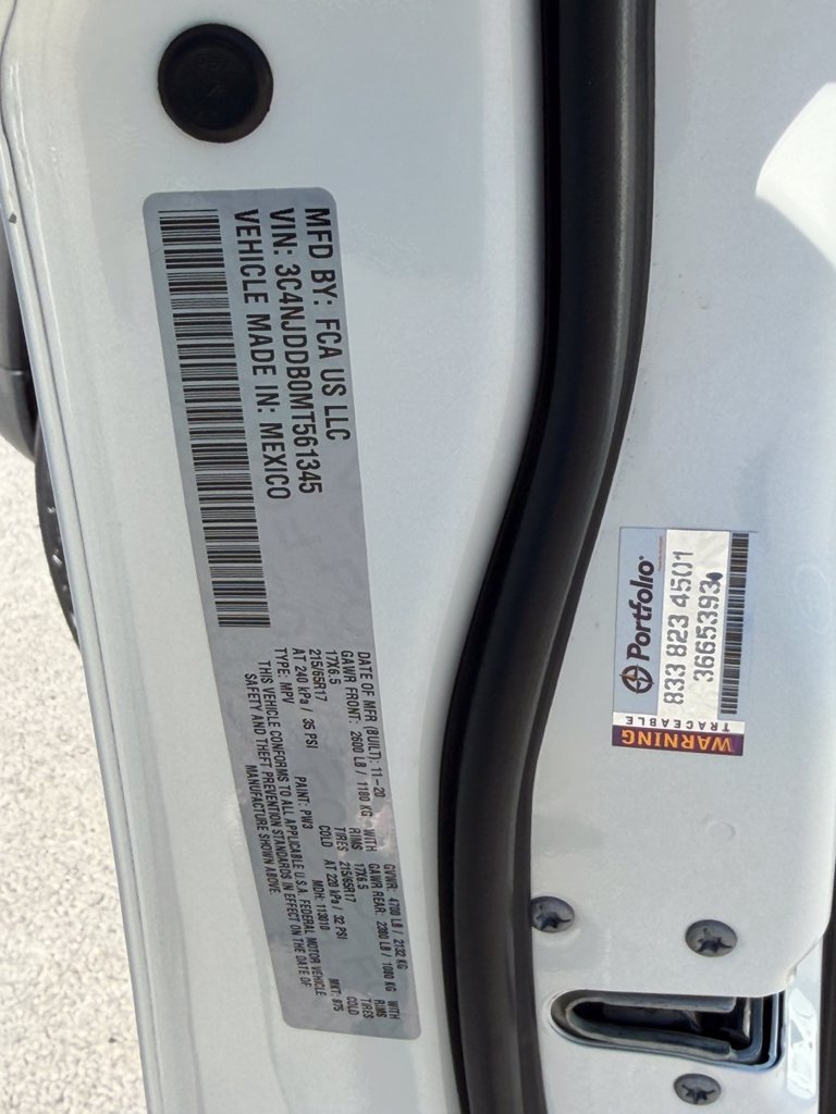 Used 2021 Jeep Compass Trailhawk AWD/4WD image 27