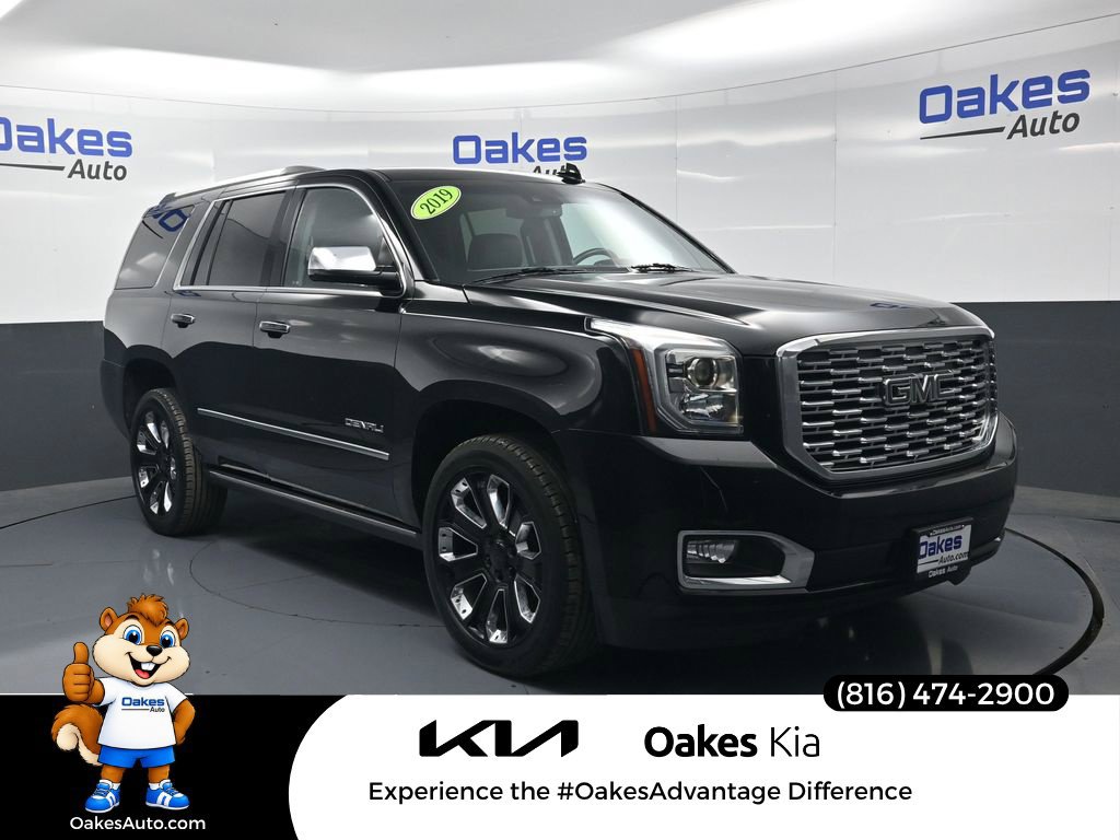 Used 2019 GMC Yukon Denali w/ Denali Ultimate Package AWD/4WD image 1