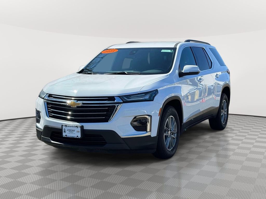 Used 2023 Chevrolet Traverse LT AWD/4WD image 2