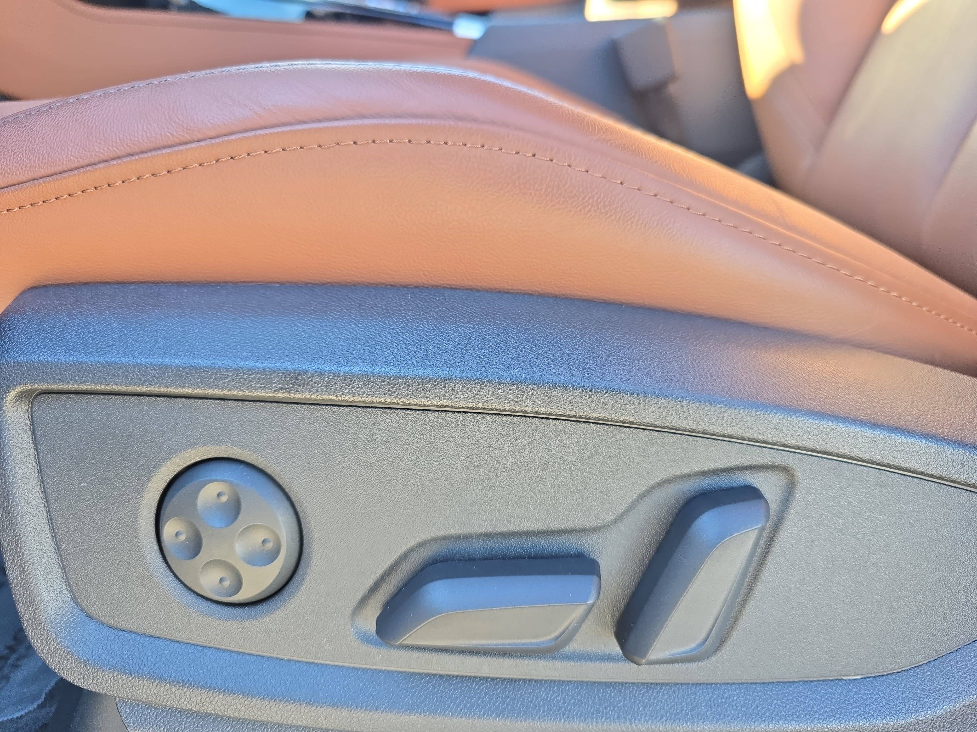 Certified 2025 Audi Q5 2.0T Premium Plus w/ Premium Plus Package image 27