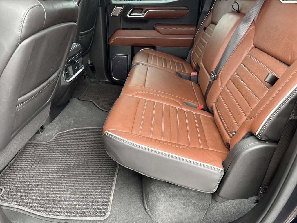 Used 2023 GMC Sierra 1500 Denali Ultimate image 24
