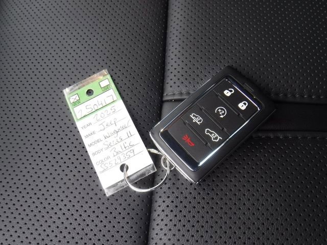 New 2025 Jeep Wagoneer Series II image 57