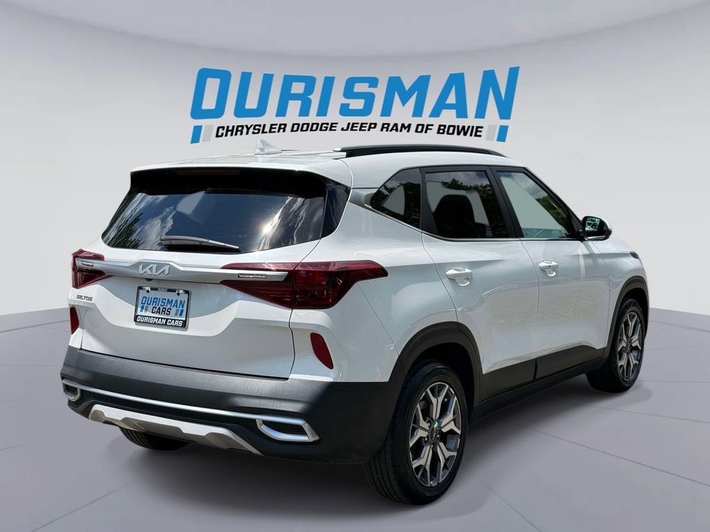 Used 2022 Kia Seltos EX AWD/4WD image 2