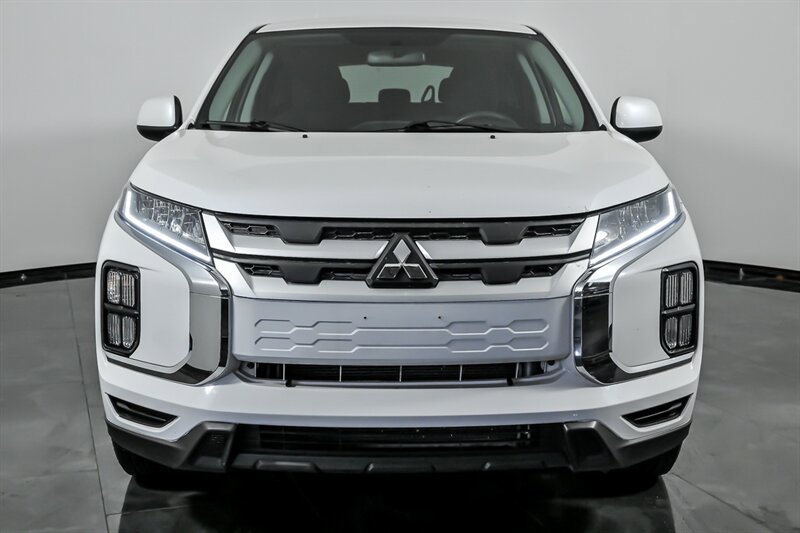 Used 2020 Mitsubishi Outlander Sport ES FWD image 4