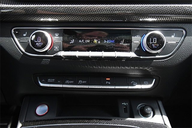 Used 2024 Audi SQ5 Premium Plus image 23