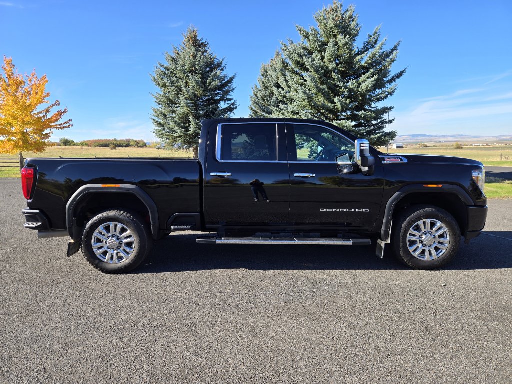 Used 2020 GMC Sierra 3500 Denali image 4