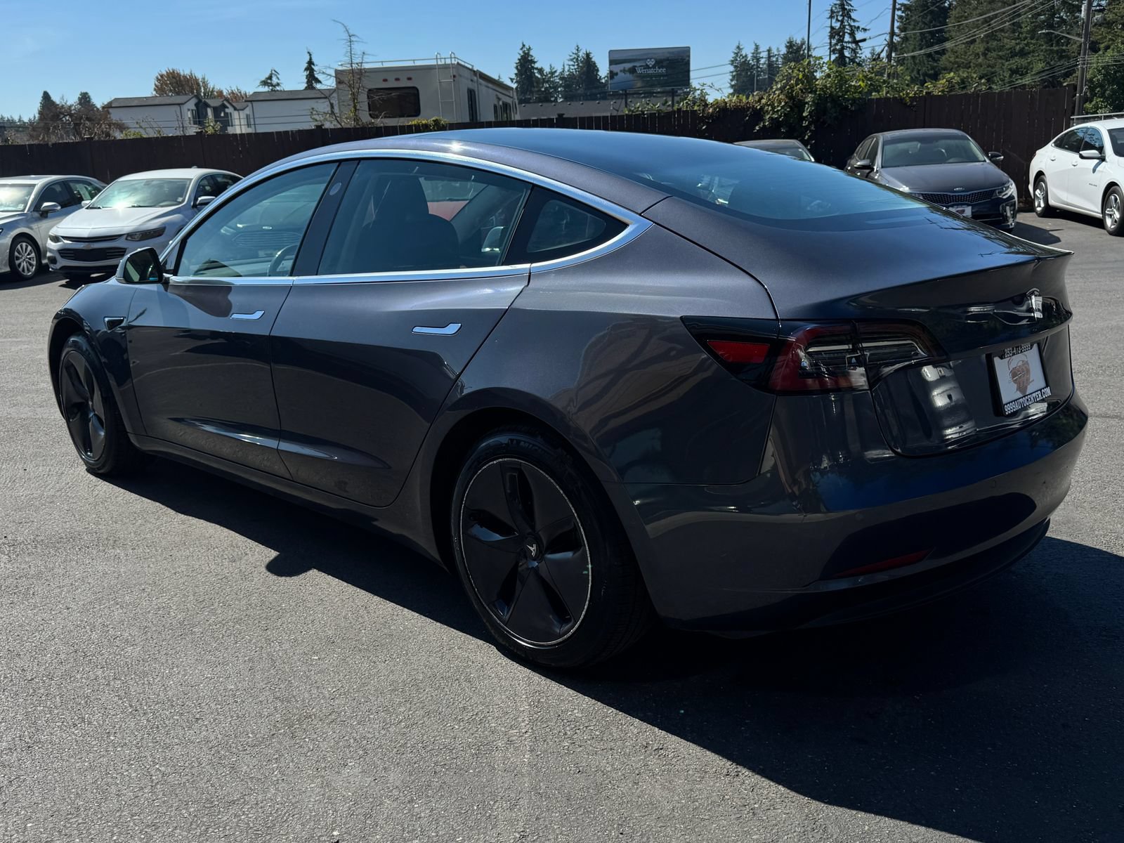 Used 2018 Tesla Model 3 Long Range RWD image 5