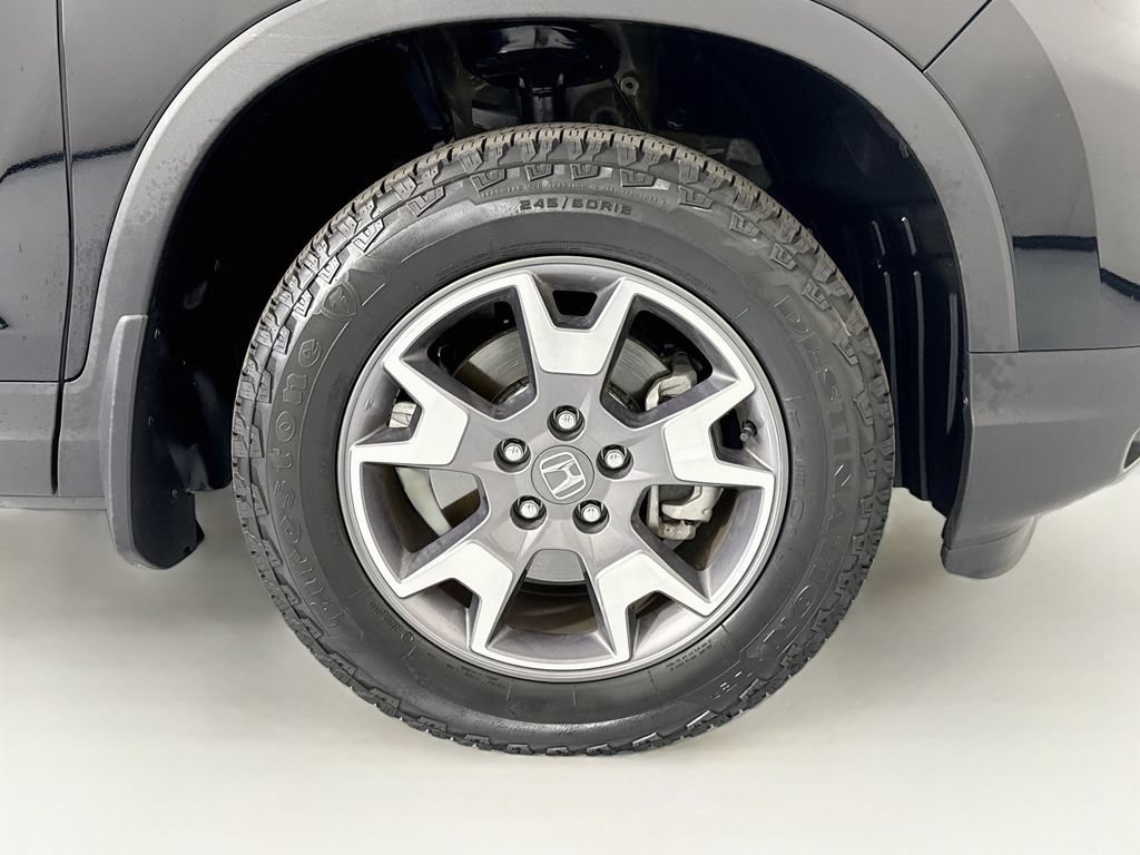 Certified 2023 Honda Passport TrailSport image 32
