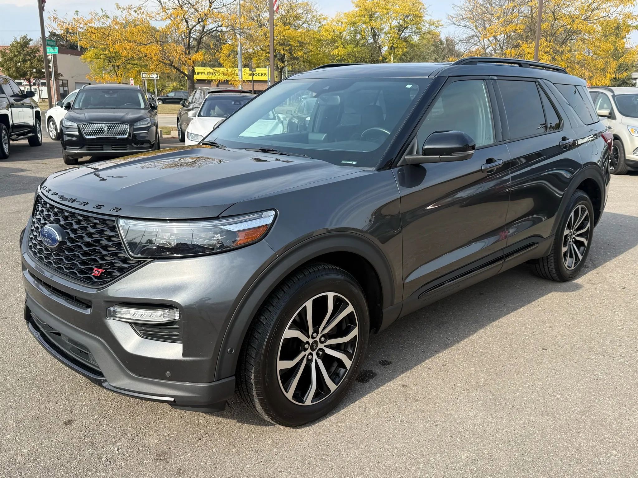 Used 2020 Ford Explorer ST w/ Premium Technology Package image 1