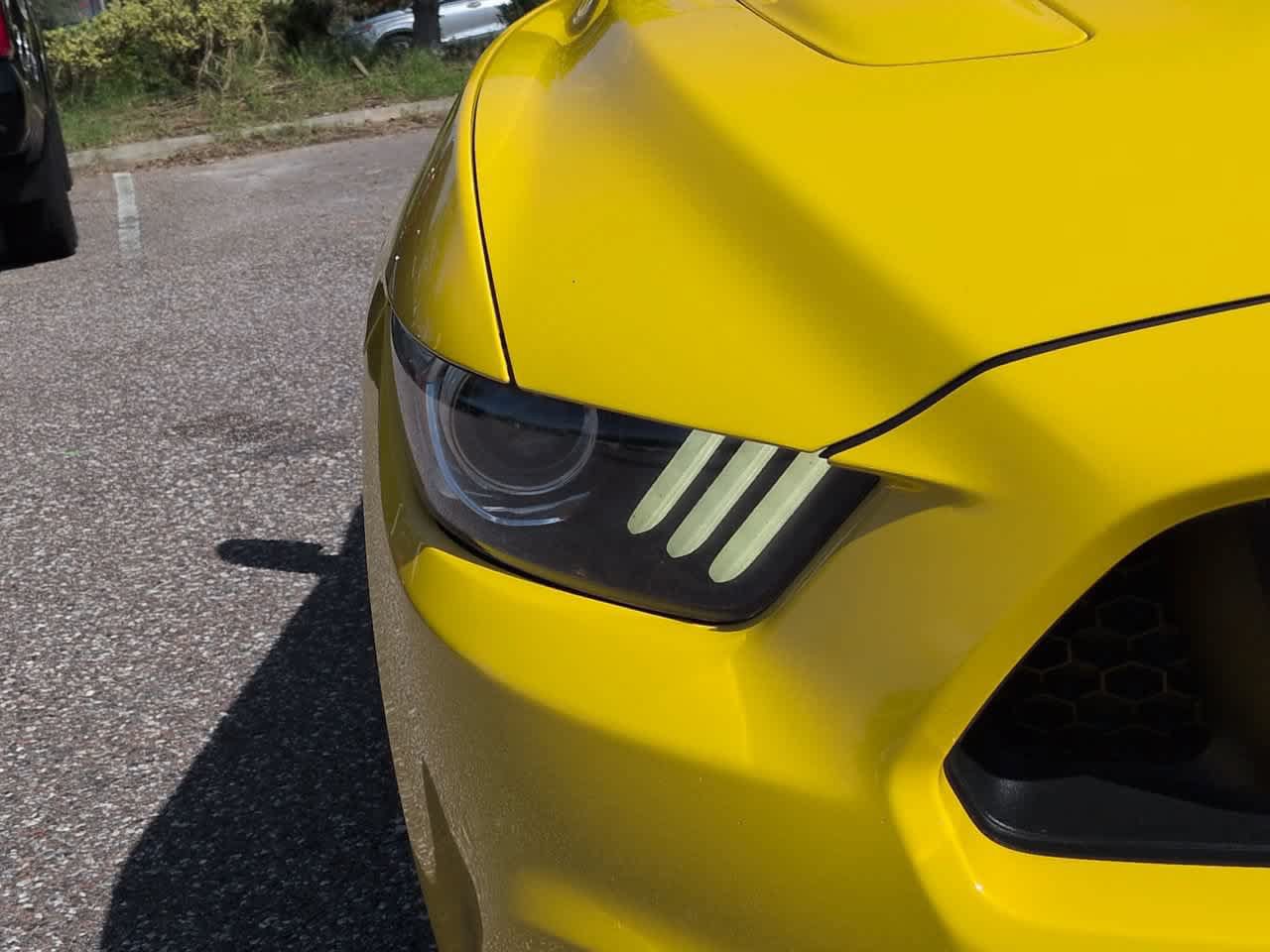 Used 2017 Ford Mustang GT Premium RWD image 10