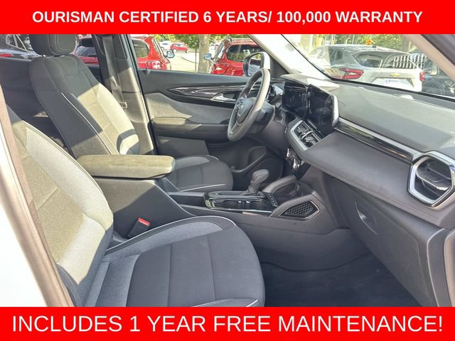 Used 2025 Chevrolet TrailBlazer LT AWD/4WD image 9