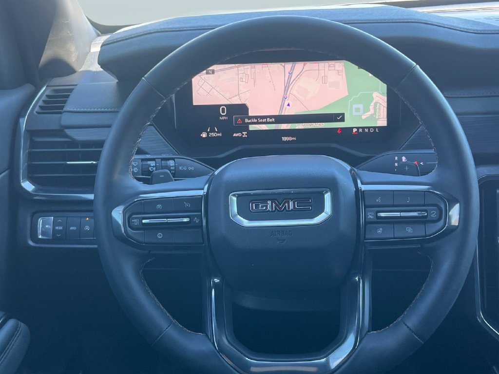 Used 2026 GMC Acadia AT4 w/ Luxury Package AWD/4WD image 16