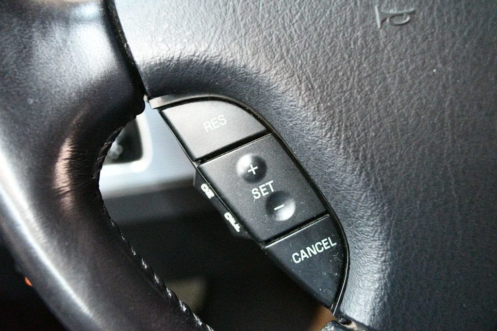 Used 2004 Ford Thunderbird RWD image 45