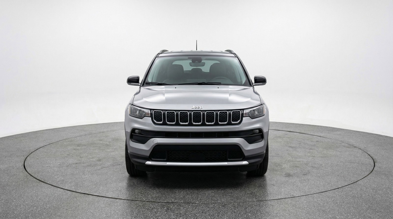 Used 2025 Jeep Compass Limited AWD/4WD image 2