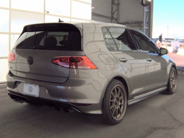 Used 2017 Volkswagen Golf R 4-Door AWD/4WD image 2