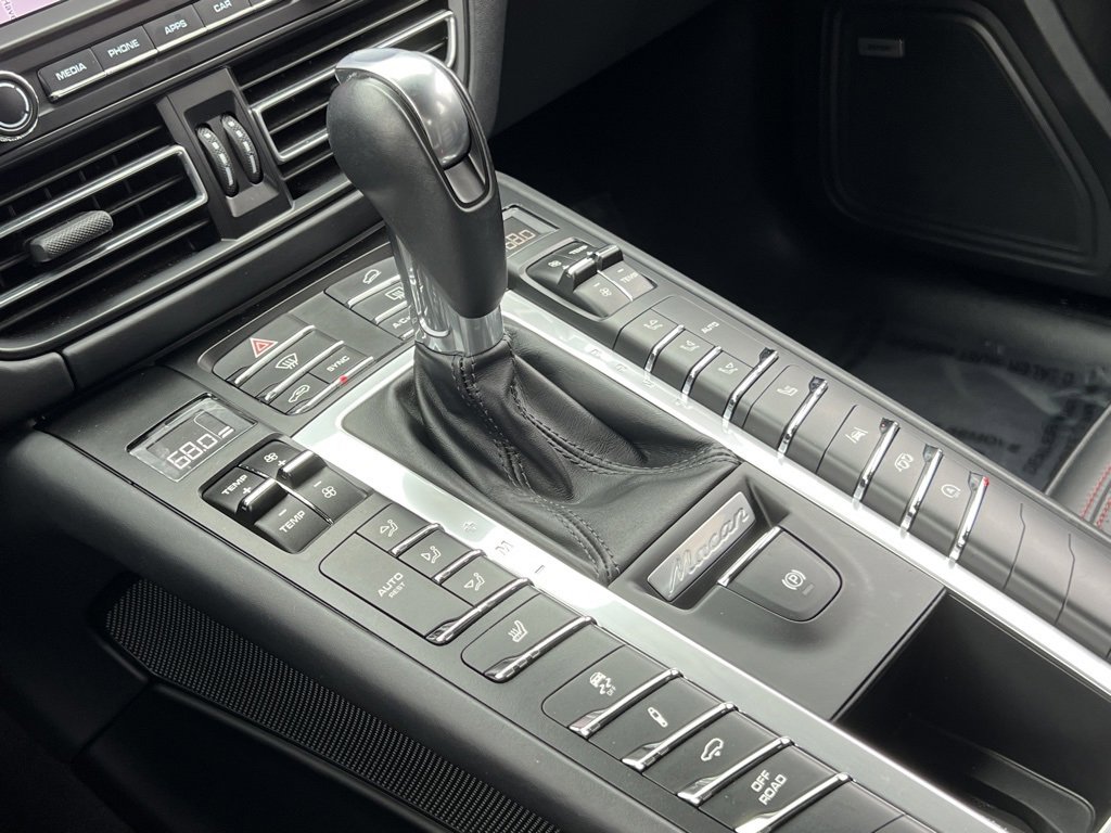 Used 2021 Porsche Macan GTS w/ Sport Chrono Package image 29