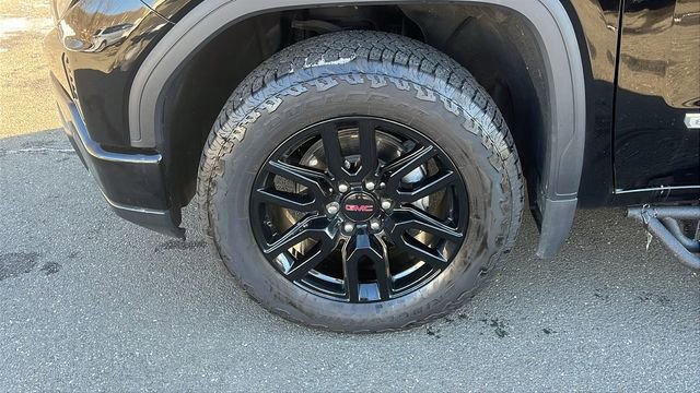 Used 2024 GMC Sierra 1500 Elevation w/ LPO, Elevation Black Package image 7