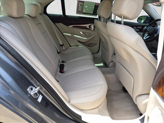 Used 2019 Mercedes-Benz E 300 image 18