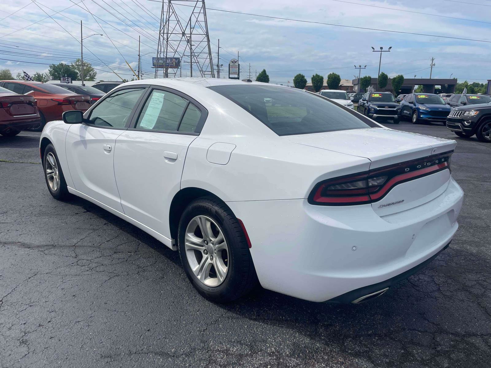 Used 2020 Dodge Charger SXT w/ Leather Interior Group RWD image 3