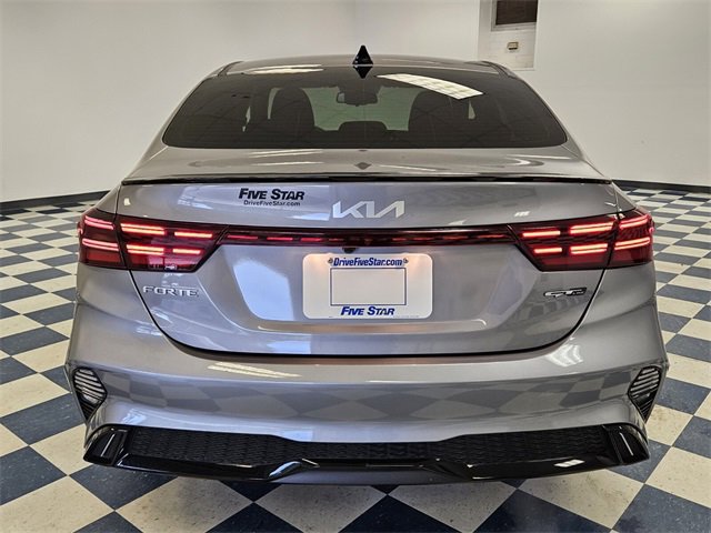 Used 2024 Kia Forte GT-Line w/ GT-Line Premium Package image 10