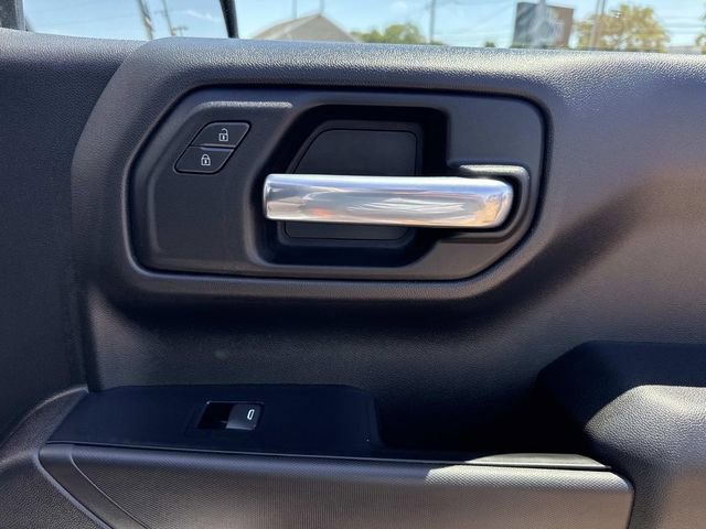 Used 2021 Chevrolet Silverado 1500 Custom RWD image 18