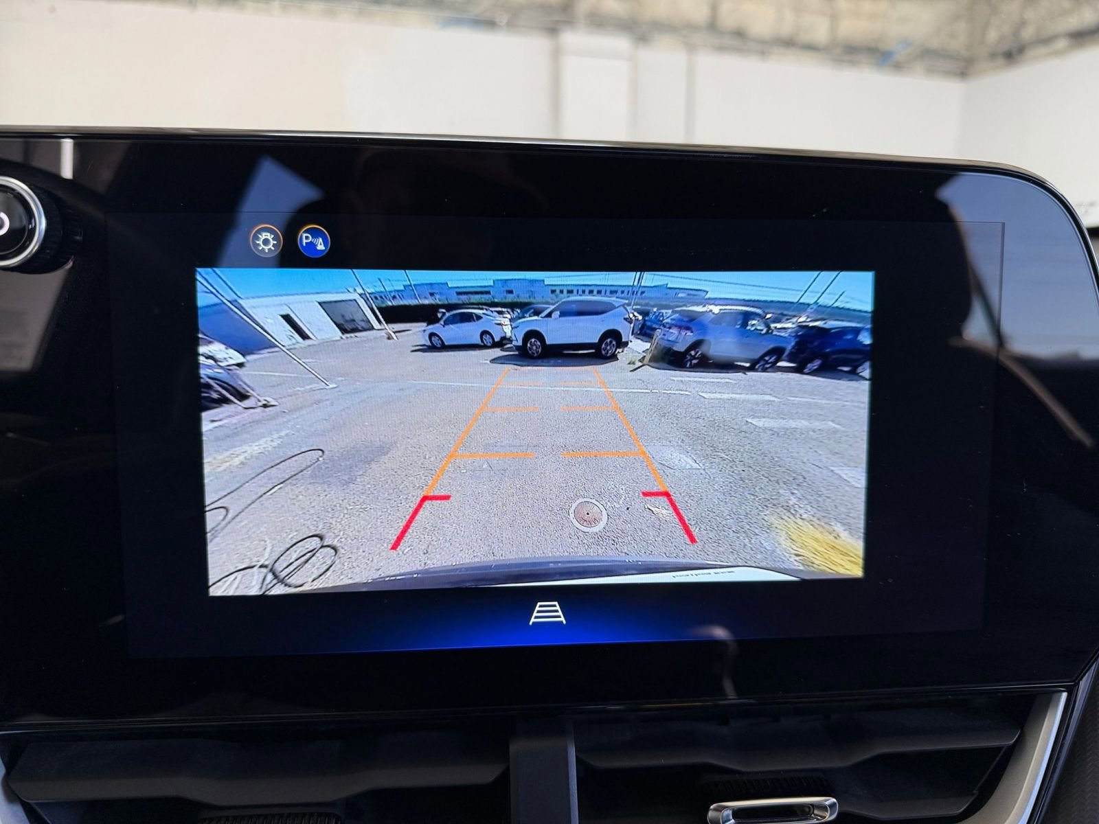 Used 2025 Chevrolet Equinox LT image 17