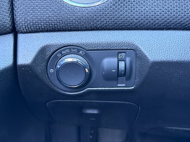 Used 2014 Chevrolet Cruze LT FWD image 32