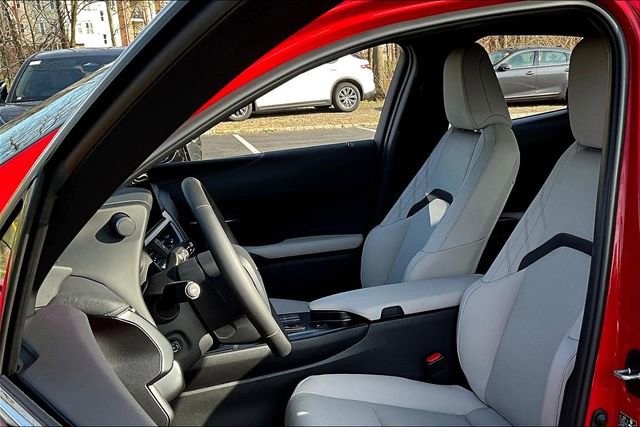 Certified 2025 Lexus UX 300h AWD w/ Accessory Package (Z1) image 21