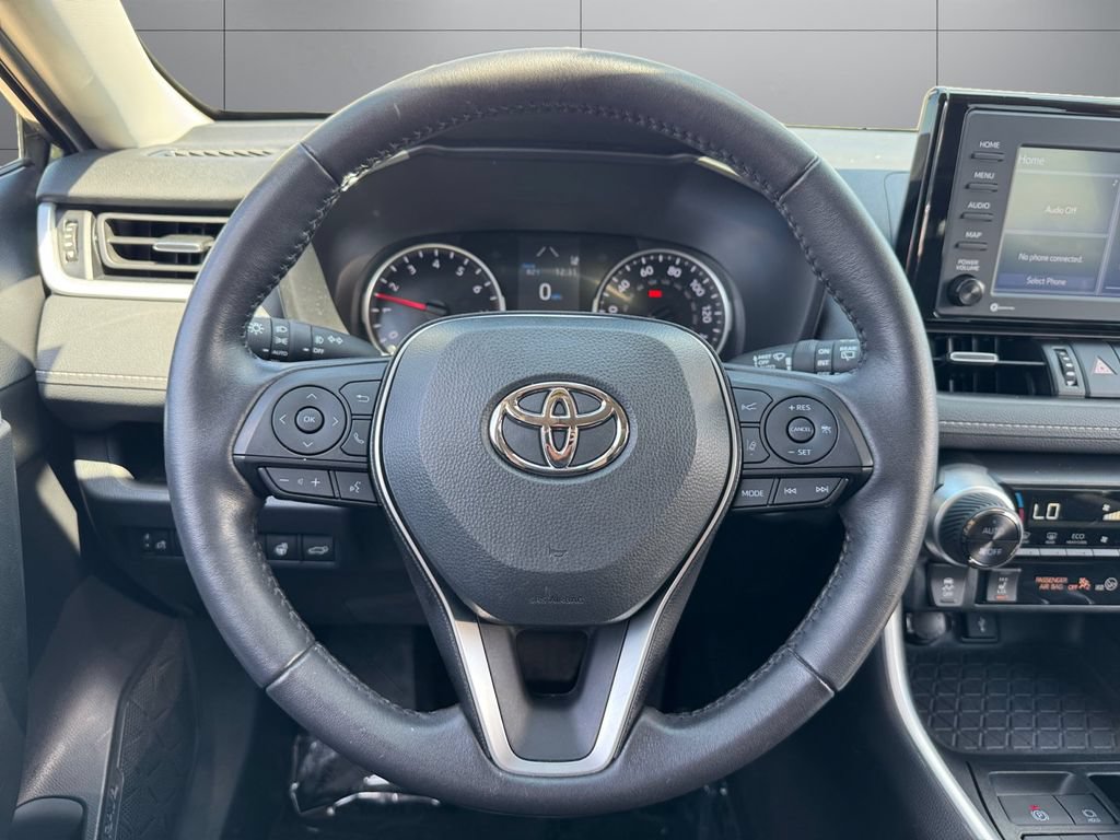 Certified 2022 Toyota RAV4 XLE Premium AWD/4WD image 13