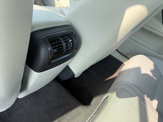 Used 2009 Saab 9-3 2.0T FWD image 11