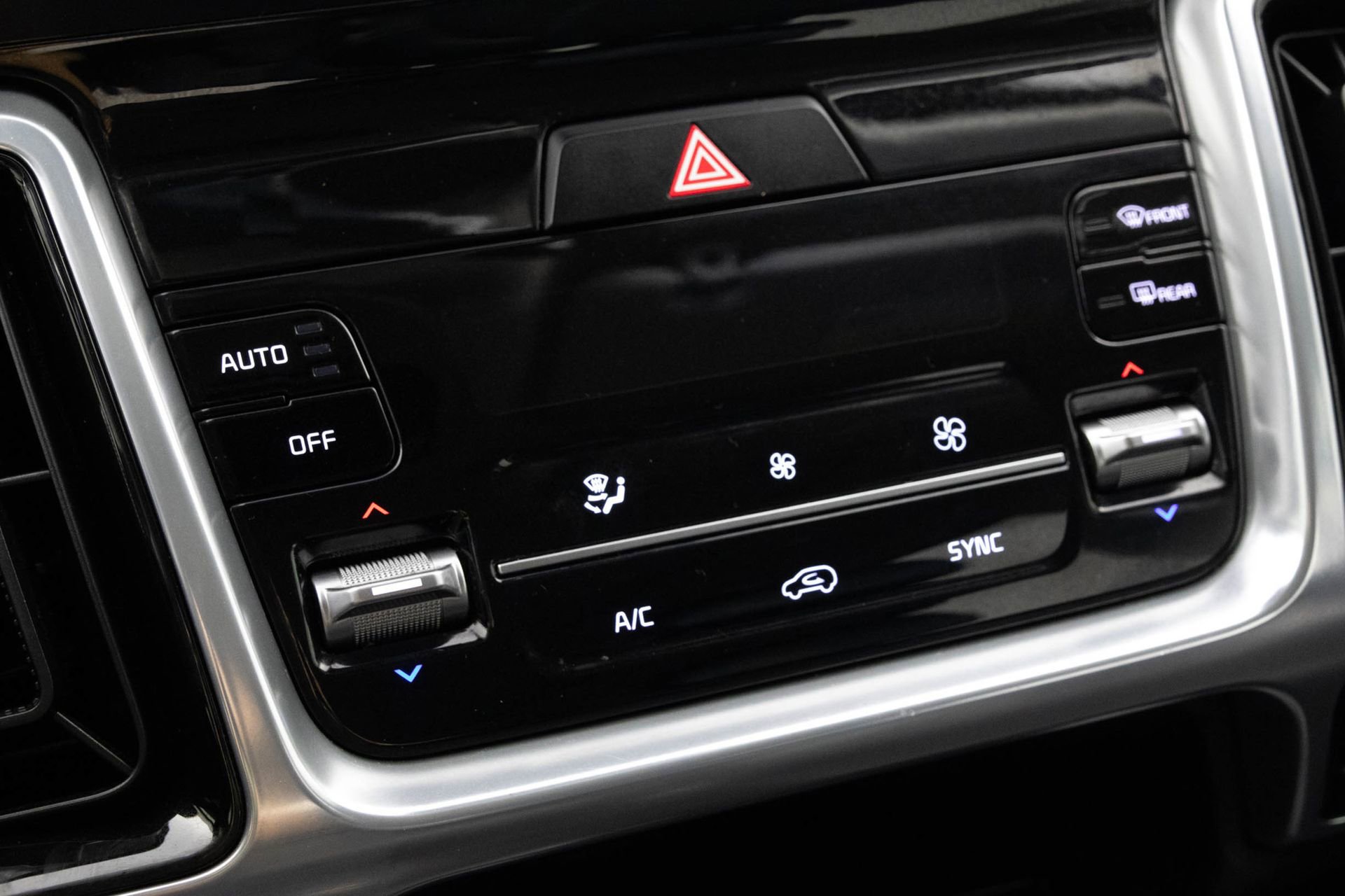 Used 2022 Kia Sorento SX FWD image 30