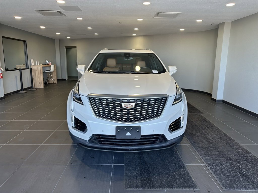 Used 2020 Cadillac XT5 Premium Luxury w/ LPO, Floor Liner Package video 2