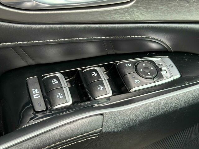 Used 2023 Kia Sorento SX image 14