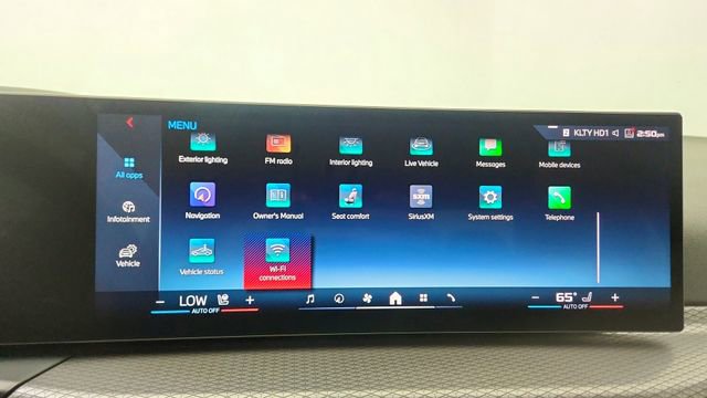 Used 2026 BMW M440i Coupe RWD image 46