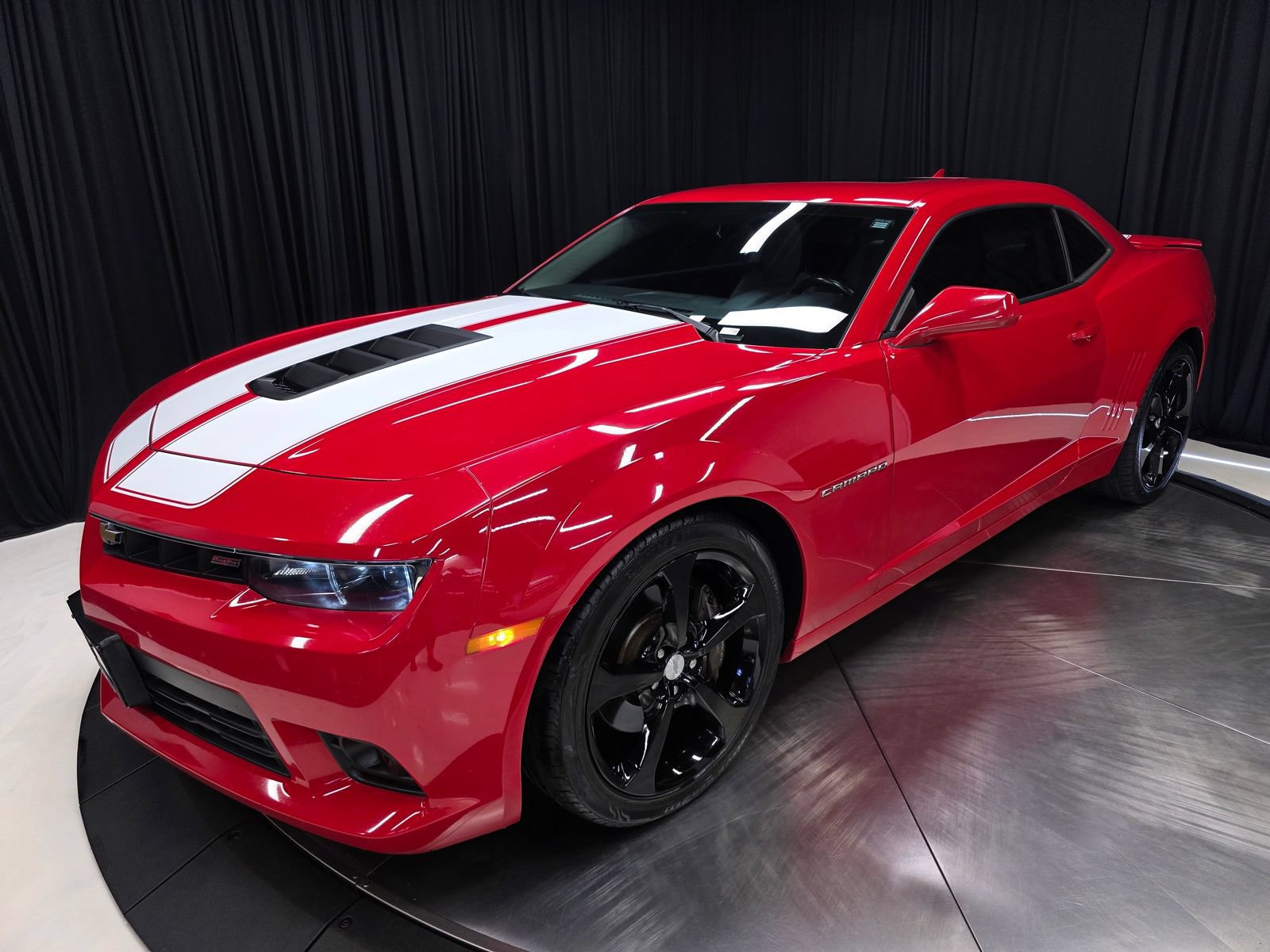 Used 2014 Chevrolet Camaro SS w/ RS Package RWD image 40