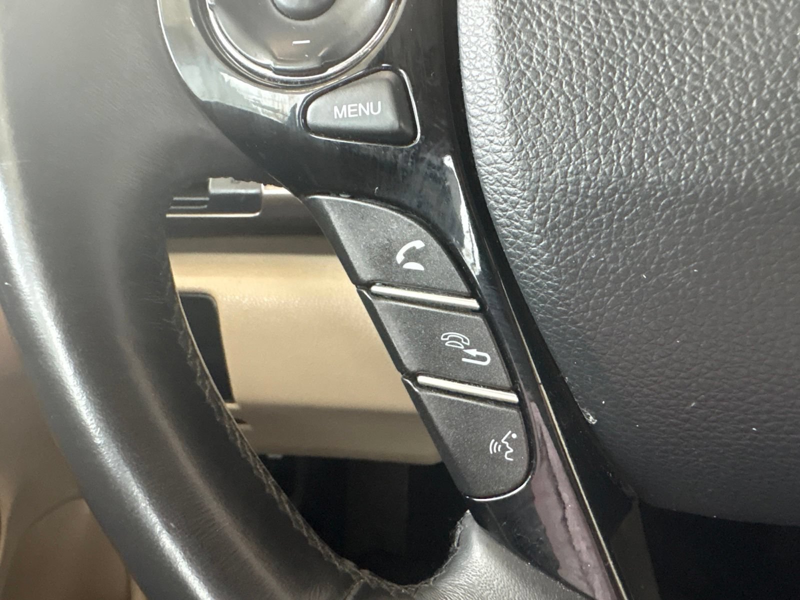 Used 2017 Honda Accord EX-L image 31