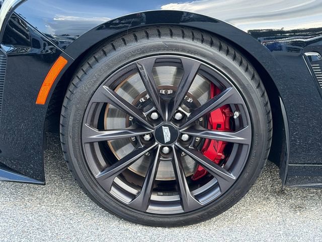 Used 2023 Cadillac CT4 V Blackwing w/ Driver Assist Package RWD image 4