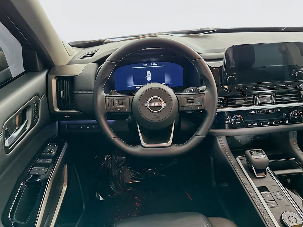 Certified 2025 Nissan Pathfinder Platinum AWD/4WD image 33