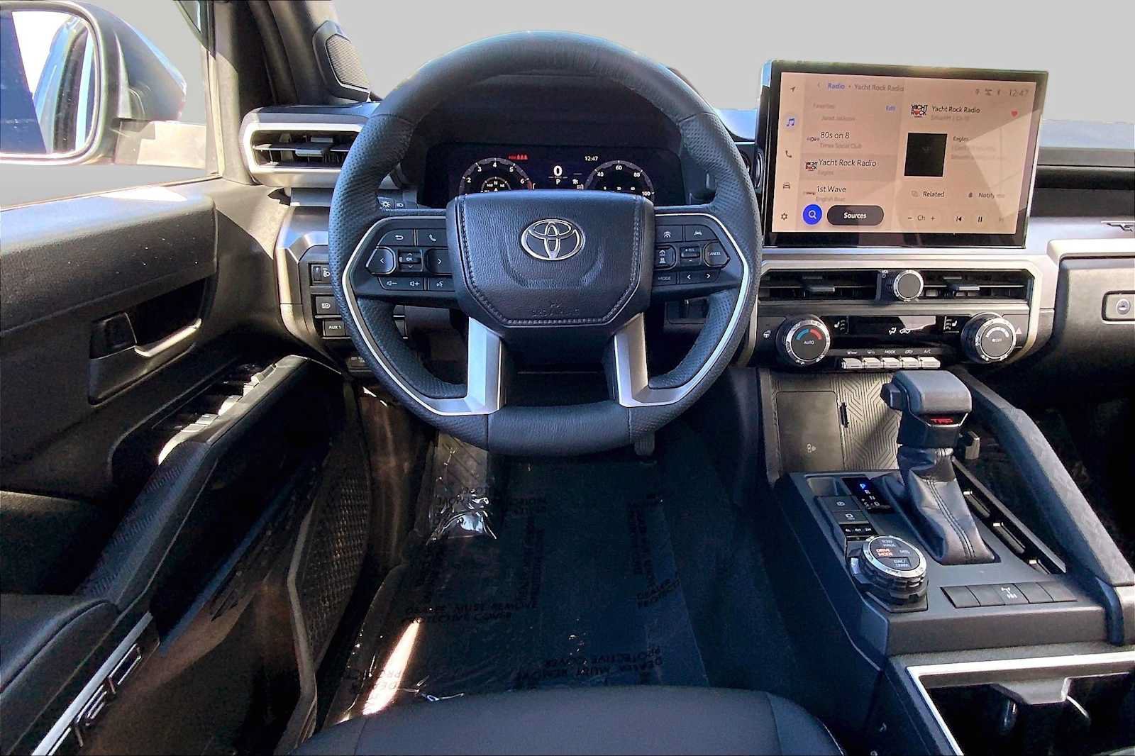 Used 2025 Toyota Tacoma TRD Off-Road w/ TRD Off Road Upgrade Package AWD/4WD image 6