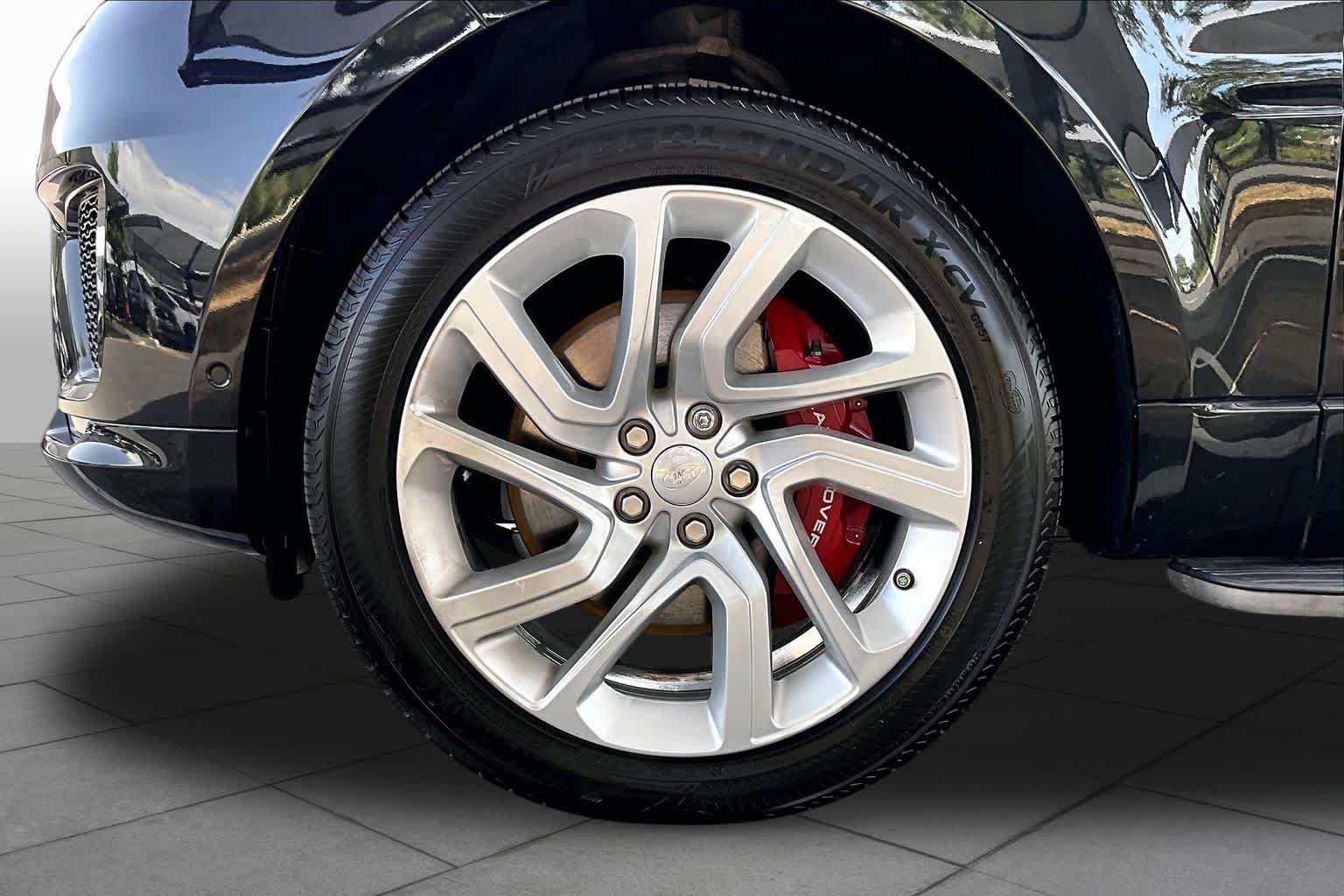 Used 2019 Land Rover Range Rover Sport Supercharged AWD/4WD image 11