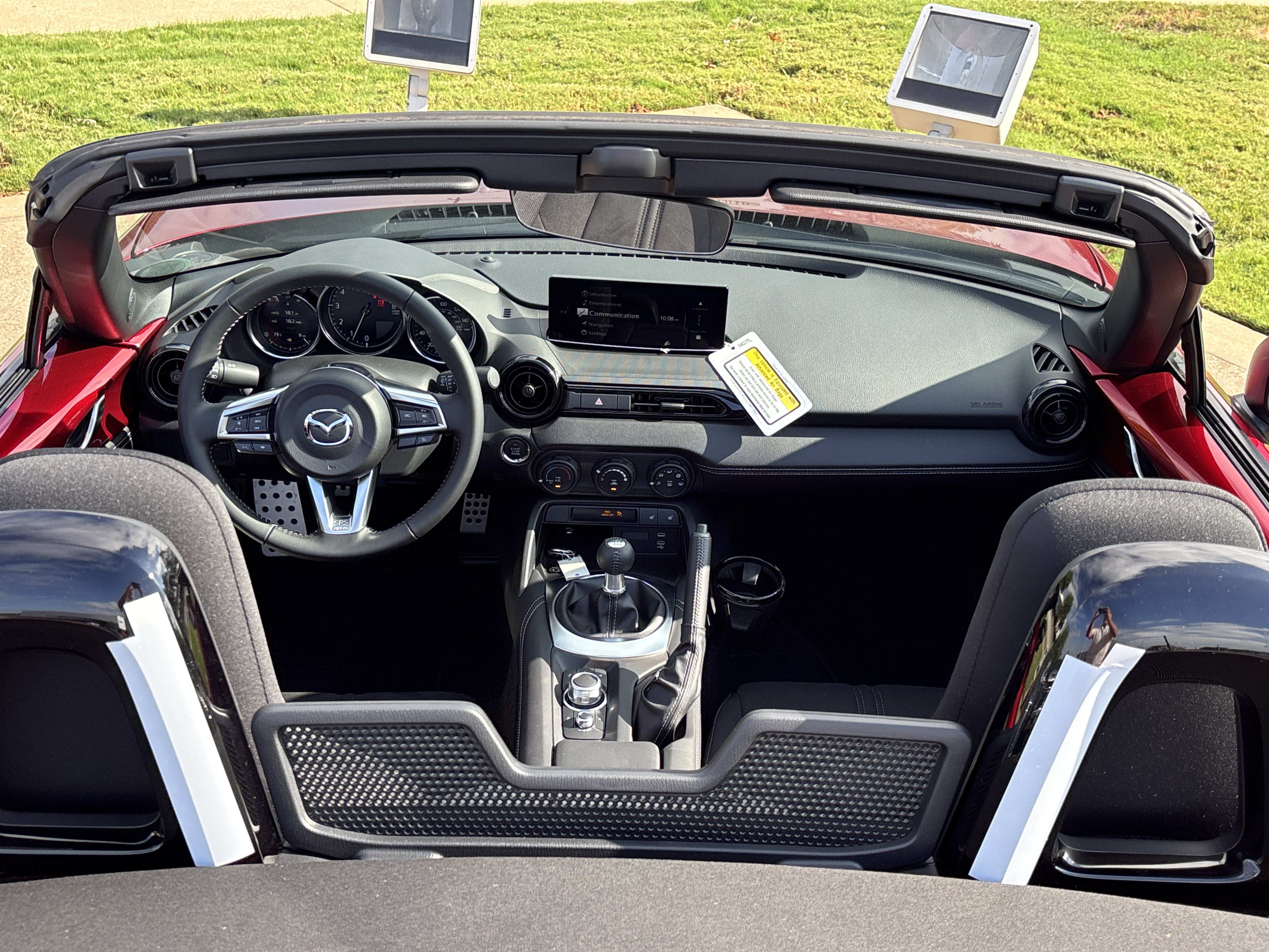 New 2026 MAZDA MX-5 Miata Club w/ Interior Package RWD image 7