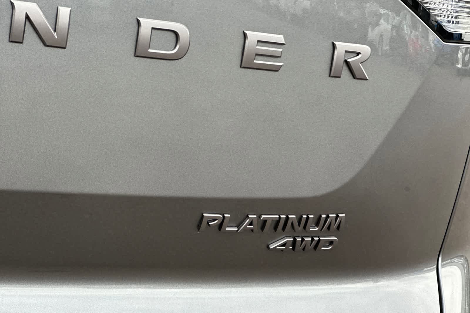 New 2026 Nissan Pathfinder Platinum image 26