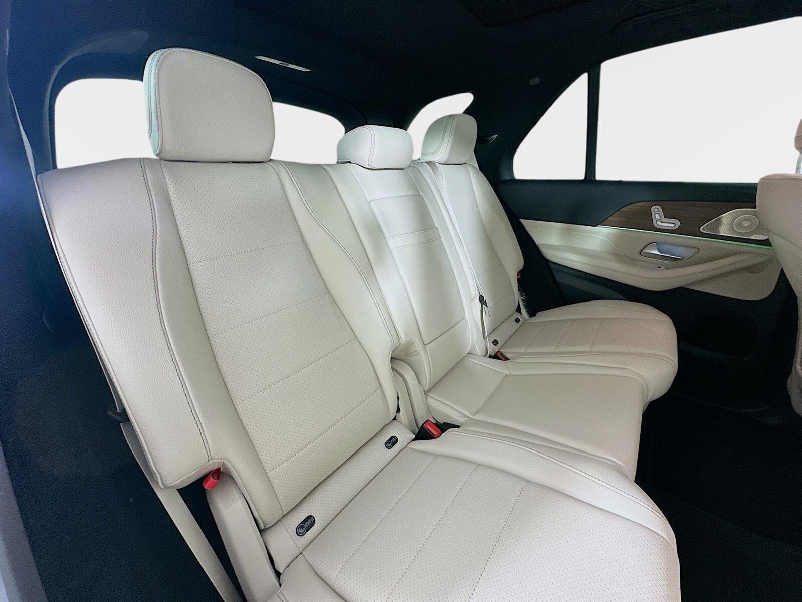 Certified 2026 Mercedes-Benz GLE 350 4MATIC image 37