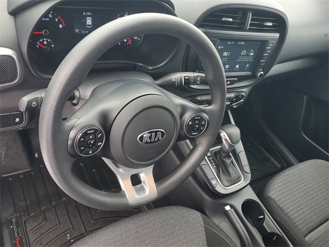 Certified 2021 Kia Soul S image 16