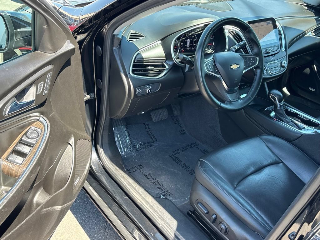 Used 2024 Chevrolet Malibu LT FWD image 8