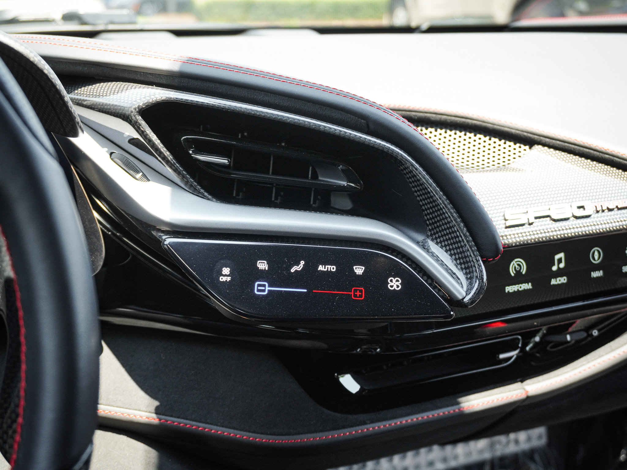 Used 2022 Ferrari SF90 Stradale AWD/4WD image 27